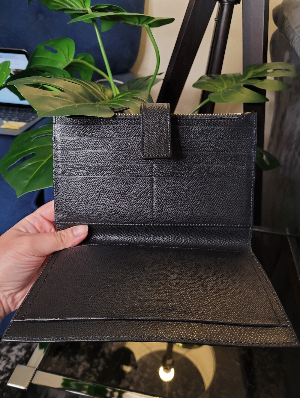 Everlane Black Pebbled Leather The Traveler Large Zippered Wallet Billfold - Picture 10 of 16